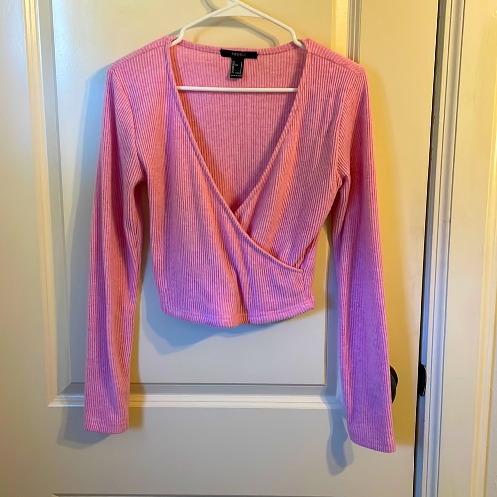 Crisscross Forever 21 Long Sleeve Crop Top, Size Large, worn like three times